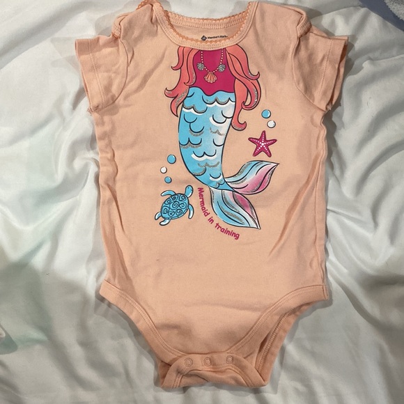Girls onesies - Picture 2 of 3